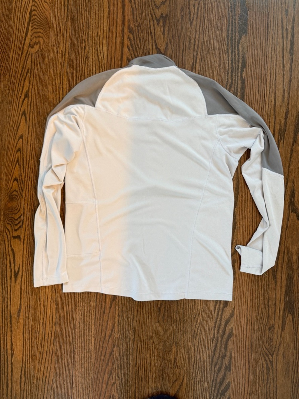 Patagonia Men’s 1/4 Zip Pullover Gray White Size M Lightweight - Picture 2 of 4